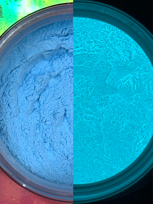 Berbice Blue Mica Powder (Glow-in-the-Dark)